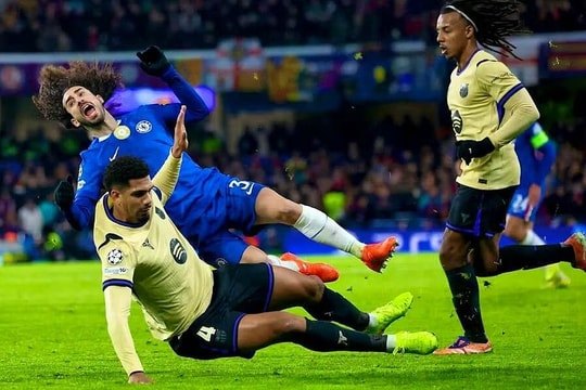 Barca cho đội trưởng nghỉ vô thời hạn