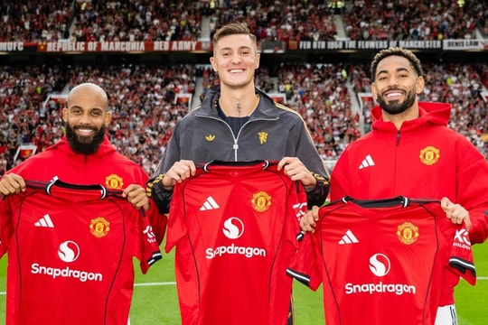 Nợ ròng Man Utd lần đầu vượt 1 tỷ USD