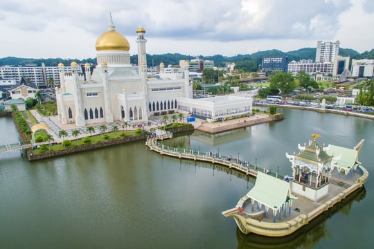 Quốc gia Đông Nam Á nào cấm buôn bán rượu, bia?