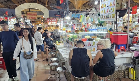 “Tâm tư” buộc phải tăng giá bán của chủ quán ở TP HCM