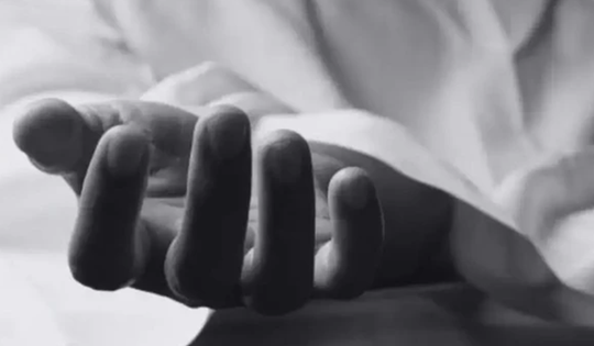 Người đàn ông 47 tuổi tử vong vì thường xuyên uống nước chanh theo cách "vạn người mê"