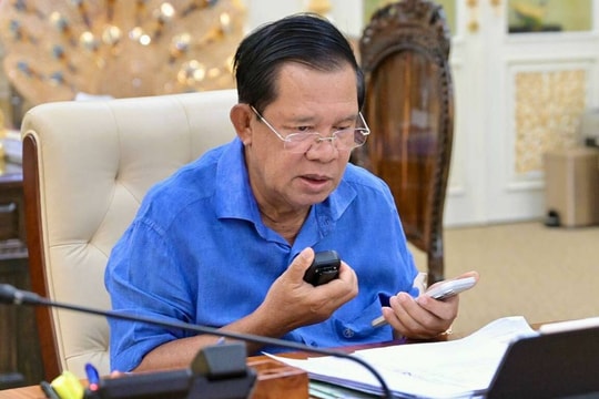 Ông Hun Sen khuyến cáo đình chỉ mọi hoạt động qua lại biên giới với Thái Lan