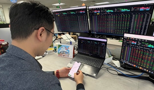 Chứng khoán giảm sâu không lý do rõ rệt