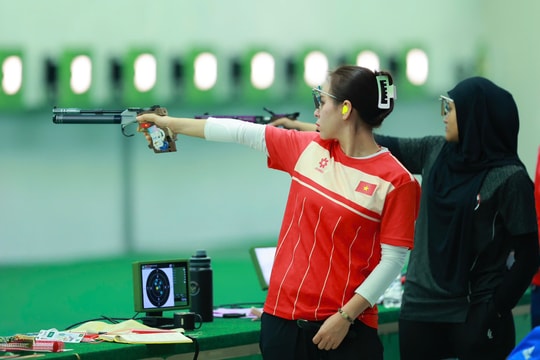 Phá 2 kỷ lục SEA Games trong 90 phút, nữ xạ thủ 5 lần nói 'may mắn'