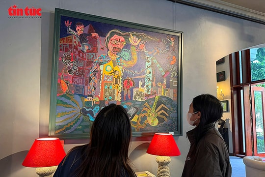 Triển lãm họa sắc yêu thương gợi mở thực hành mỹ thuật gia đình