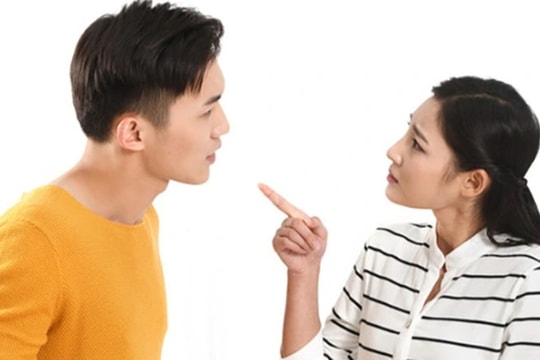 Tôi càng bị cười chê, vợ càng thích vì... kiếm được nhiều tiền