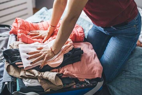 Lý do không nên dồn hết đồ vào một vali khi đi du lịch