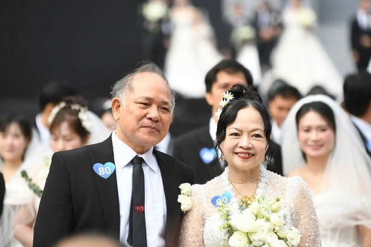 45 năm giữ hạnh phúc của vợ chồng bà Đại sứ