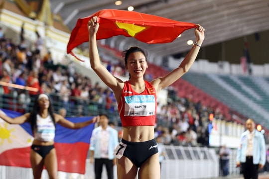 Bóng hồng điền kinh phá kỷ lục quốc gia tồn tại 15 năm