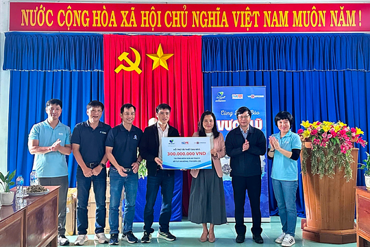 Hơn một tỷ đồng tái thiết 4 trường học vùng lũ