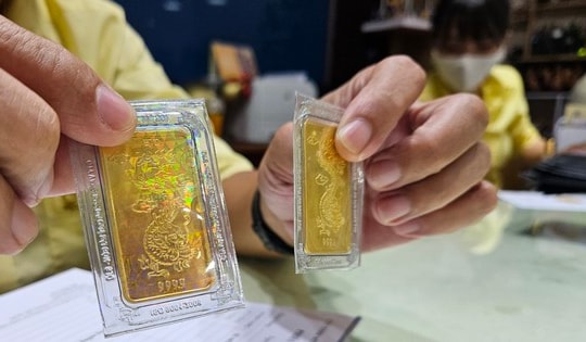 Giá vàng hôm nay 14-12: Tăng vọt, vẫn được dự báo bất ngờ
