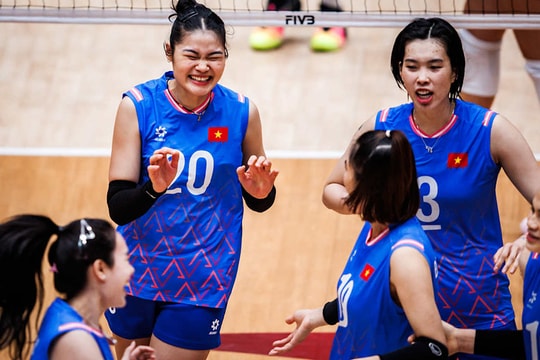 Cập nhật SEA Games 33 hôm nay 15/12: Bóng chuyền nữ Việt Nam đấu Thái Lan