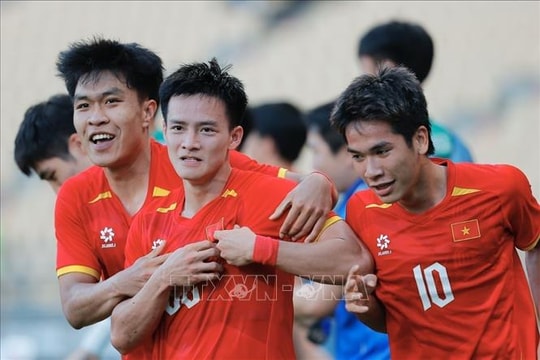 U22 Việt Nam vượt 'chướng ngại' Philippines, hiên ngang vào chung kết SEA Games 33