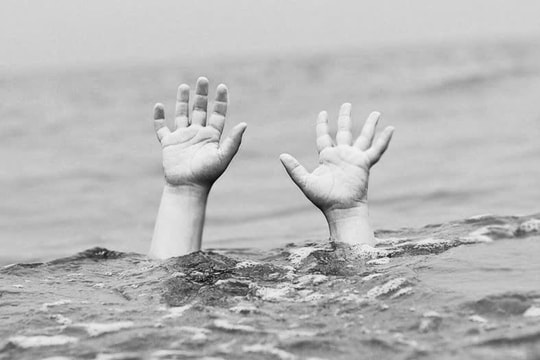 Cẩn trọng học sinh đuối nước khi tham gia hoạt động dã ngoại và học bơi