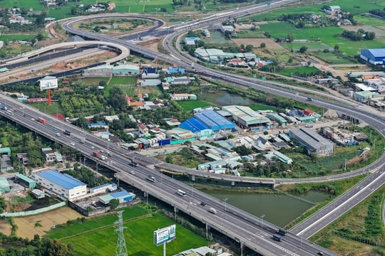Diện mạo nút giao 3 cao tốc nối TP HCM với miền Tây