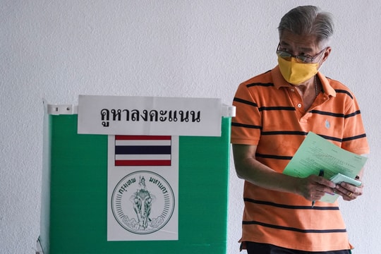 Thái Lan ấn định ngày bầu cử sớm