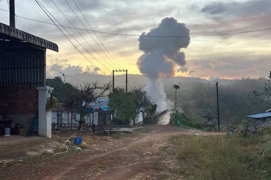 Việt Nam khuyến cáo công dân lập tức rời khỏi khu vực giao tranh Campuchia - Thái Lan