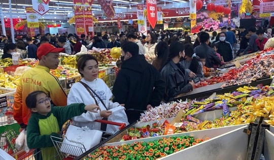 Tổng lực kích cầu mua sắm cuối năm