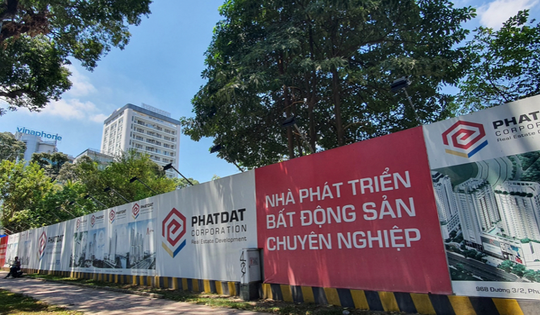 Vì sao Bất động sản Phát Đạt liên tục chuyển nhượng dự án?