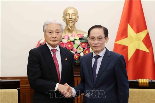 Bộ trưởng Ngoại giao Lê Hoài Trung tiếp Thống đốc tỉnh Tochigi