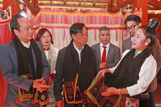 Phát triển du lịch cộng đồng bền vững tại bản Phiêng Lơi, Điện Biên