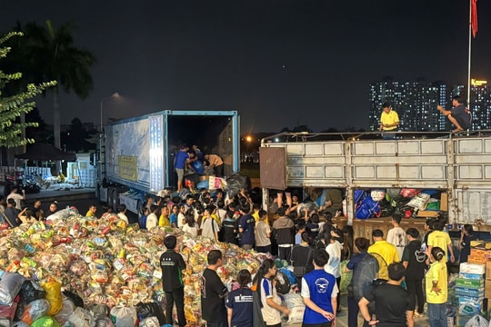 Thành phố Hồ Chí Minh đã phân phối 250 tỷ hỗ trợ đồng bào bị thiên tai