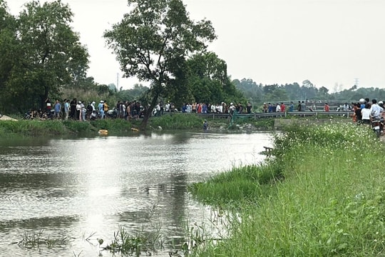 TP Hồ Chí Minh: Hai thiếu niên bị đuối nước dưới rạch sau trường tiểu học