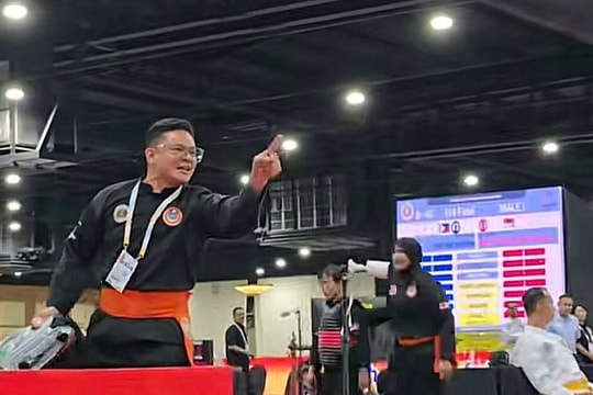 Đội pencak silat Malaysia đuổi đánh trọng tài vì thiên vị Thái Lan