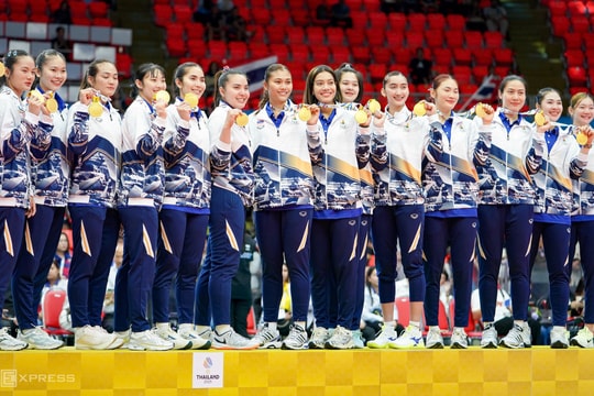 HLV bóng chuyền nữ Thái Lan: 'Chúng tôi có tâm lý tốt hơn Việt Nam'