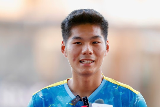 Trung vệ Việt Nam: ‘Không cần rụt rè trước Thái Lan ở chung kết SEA Games’