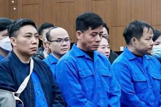 Cựu phó chánh án khai lý do hai lần phải trả lại tiền nhận chạy án