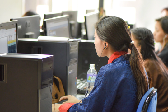 Nước nào là nơi cuối cùng phổ cập truyền hình, Internet?