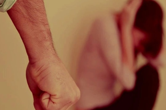 Từ nay tôi không ngu ngốc phụng sự cho nhà vợ nữa