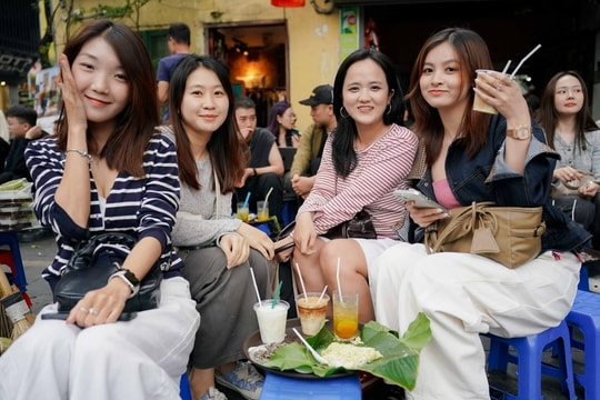 Hà Nội vào top 6 thành phố có chi phí vui chơi rẻ nhất thế giới