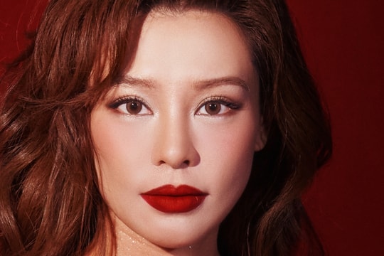 Bùi Lan Hương làm MV tặng đạo diễn Nguyễn Quang Dũng