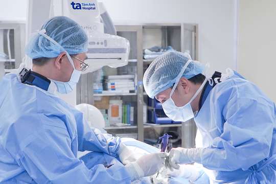 Hẹp động mạch chân sau 30 năm hút thuốc lá