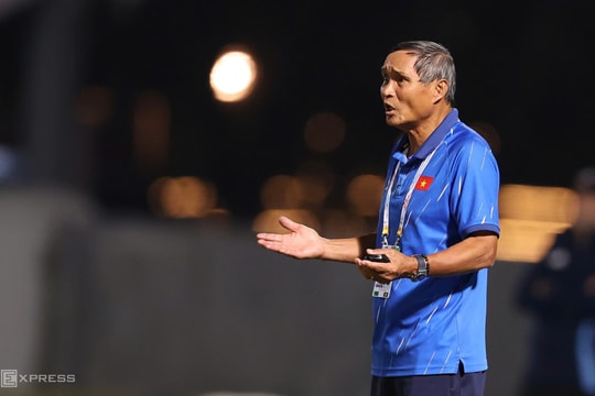 HLV Mai Đức Chung: 'Việt Nam thua trong thế ngẩng cao đầu ở SEA Games 33'