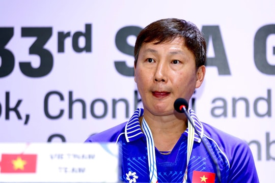 HLV Kim Sang-sik: 'U22 Việt Nam có công mài sắt, có ngày nên kim'