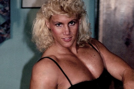 Hôn nhân đọa đày của vợ chồng lực sĩ