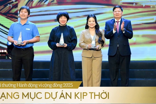 Chương trình 'Ánh sáng học đường' được vinh danh tại Human Act Prize