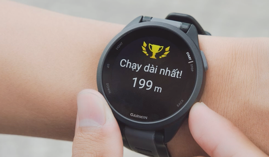 Trải nghiệm đồng hồ thể thao Garmin Forerunner 165