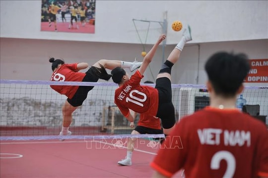 Cầu mây nữ Việt Nam bước vào 'hang cọp' Thái Lan