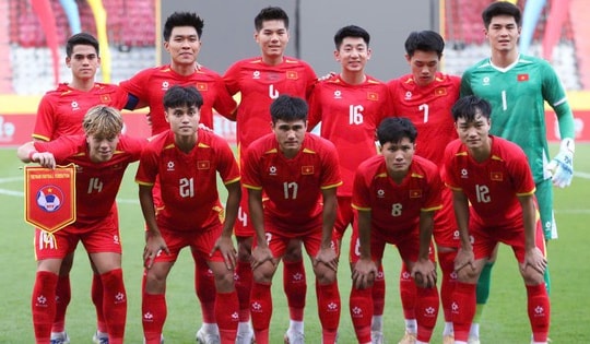 TRỰC TIẾP: U22 Việt Nam đại chiến U22 Thái Lan