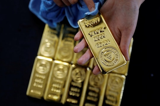 Giá vàng, bạc tăng vọt