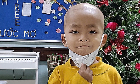 Ghép tế bào gốc cứu mạng bé trai 3 tuổi ung thư di căn