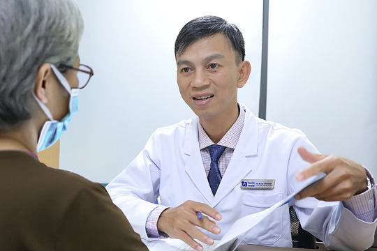 Hai lần đổi phác đồ điều trị ung thư phổi giai đoạn 4