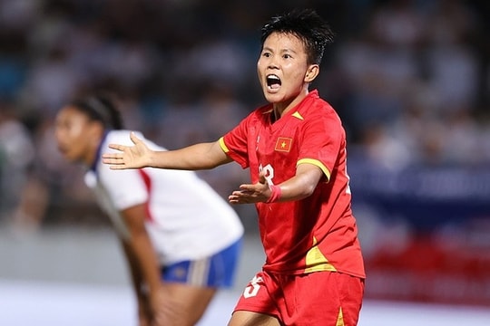 Bích Thùy: 'Trọng tài đánh cắp bàn đẹp nhất sự nghiệp của tôi'