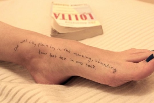 Lộ loạt ảnh mới từ hồ sơ tỷ phú ấu dâm Epstein, có cả Bill Gates