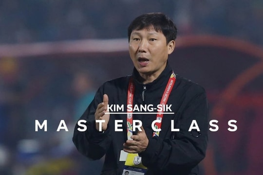 U22 Việt Nam vô địch: 'Ma thuật hắc ám' của HLV Kim Sang-sik