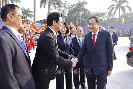 Chủ tịch Quốc hội dự Lễ khởi công Dự án Đầu tư xây dựng Trục Đại lộ Cảnh quan sông Hồng